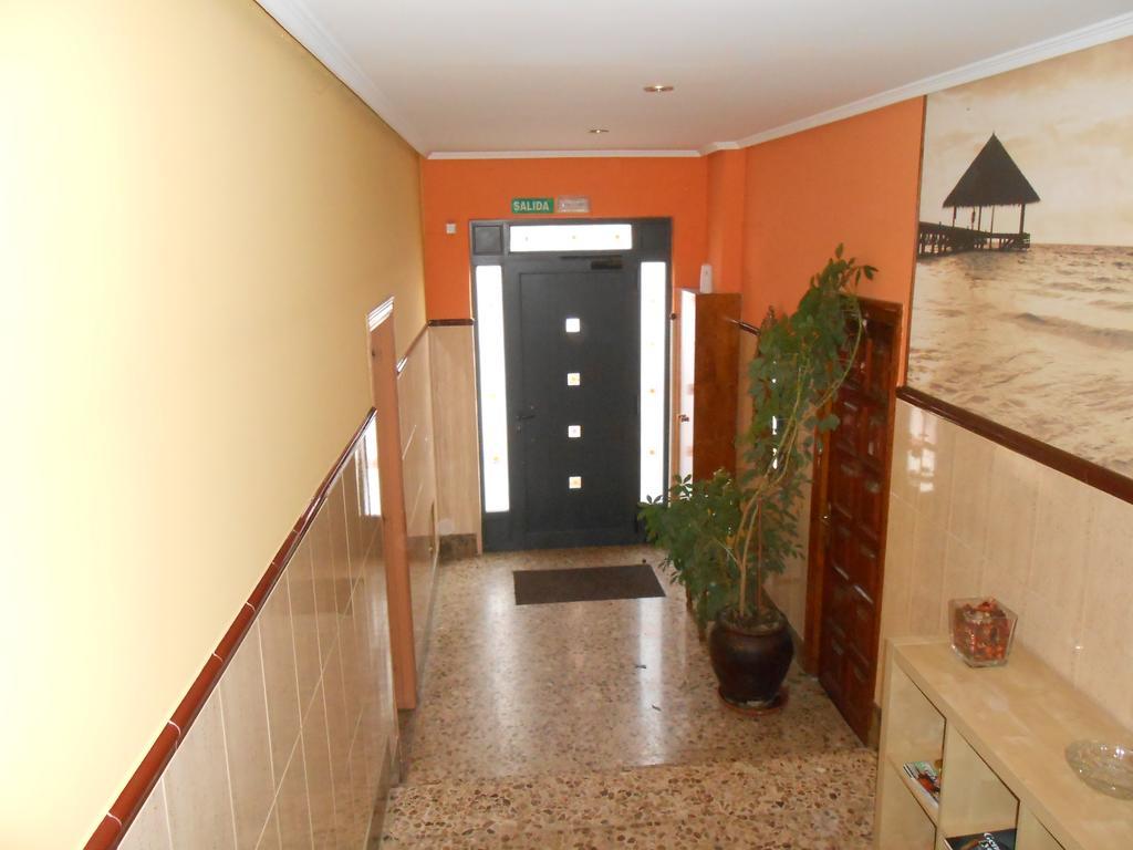 Hostal Restaurante El Abuelo Trobajo Del Camino Exterior foto